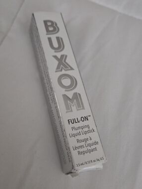 Buxom Full-On Plumping Liquid Lipstick in Silver and White Packaging